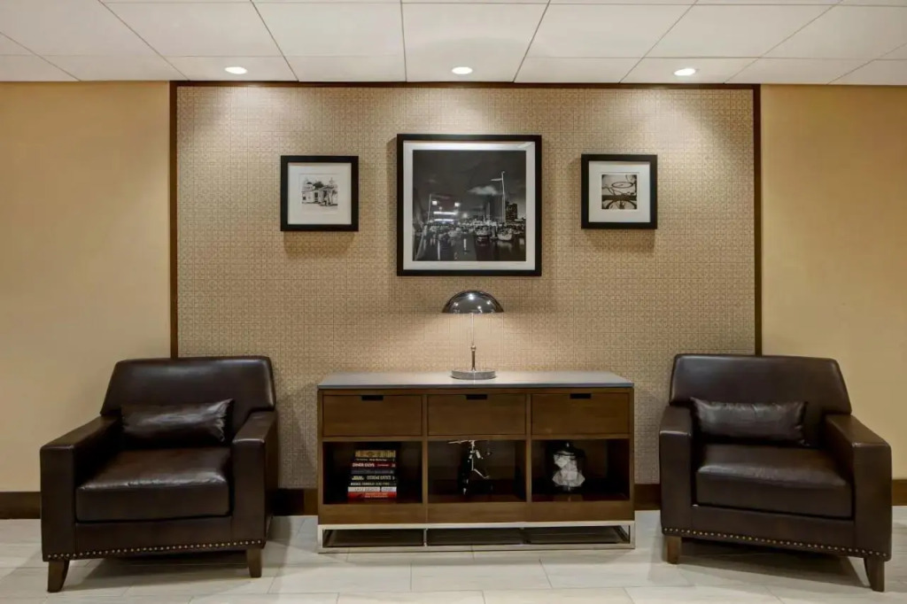 Holiday Inn Peoria-city Centre