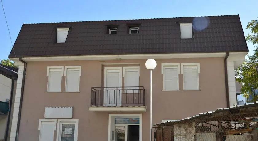 Kate Apartments