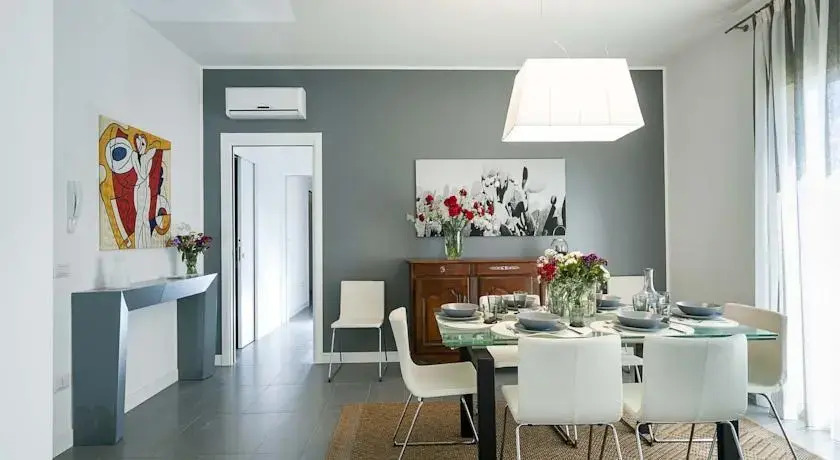 Marsala Suite
