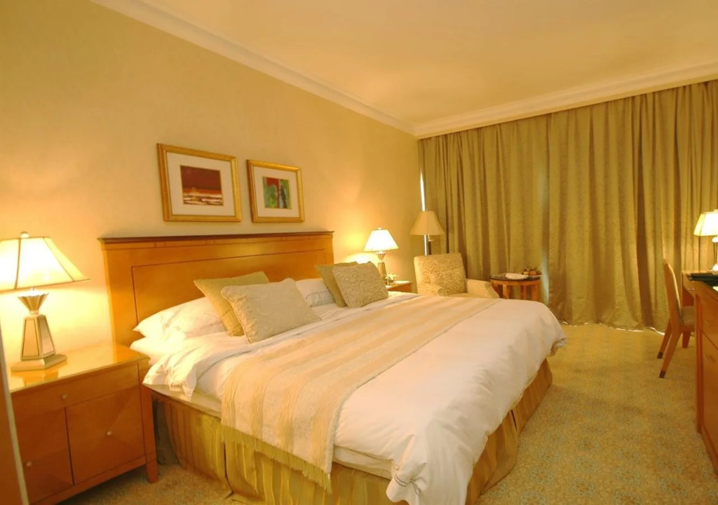 Golden Tulip Seeb