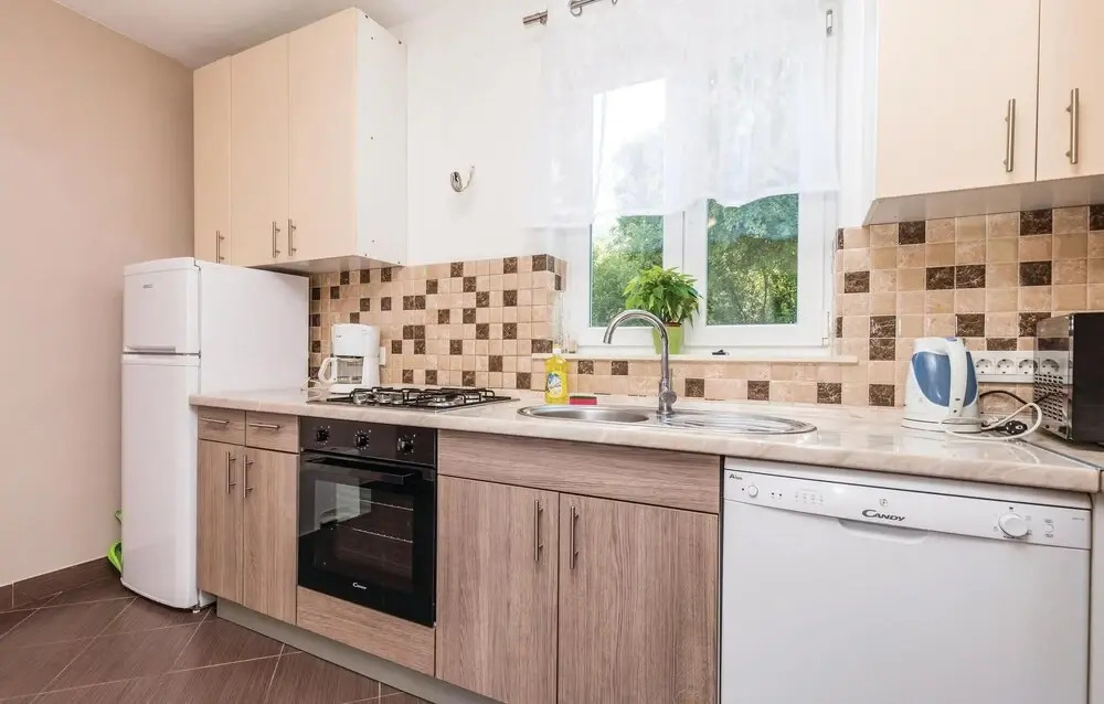 Stunning Home in Brsec With Wifi and 3 Bedrooms