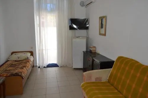 Guest House on Oktyabrskaya 19