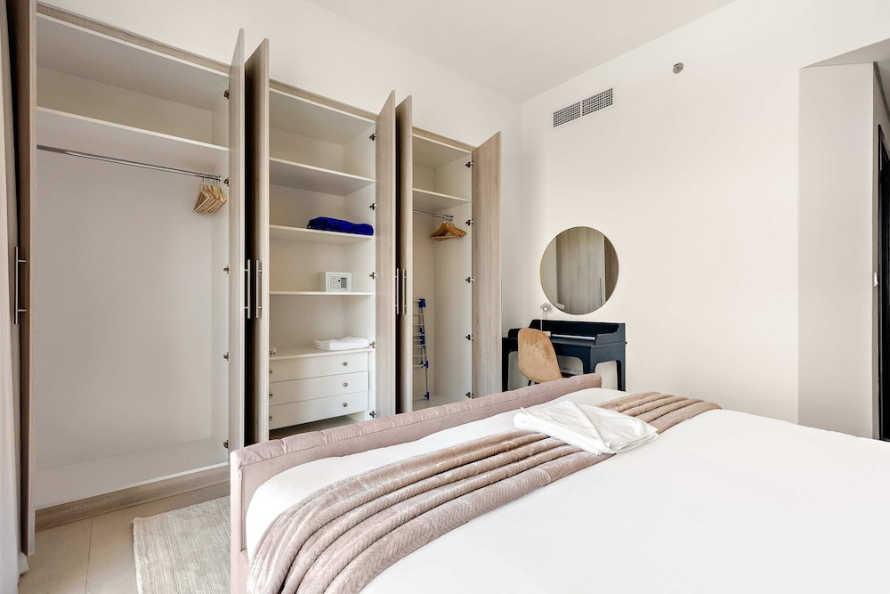 Silkhaus Cityscape 1BR Najmat