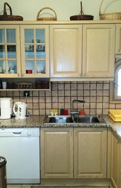 Nice Home In Plativola Aggrethym