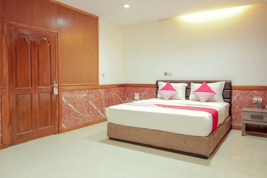 OYO 229 Hi Quality