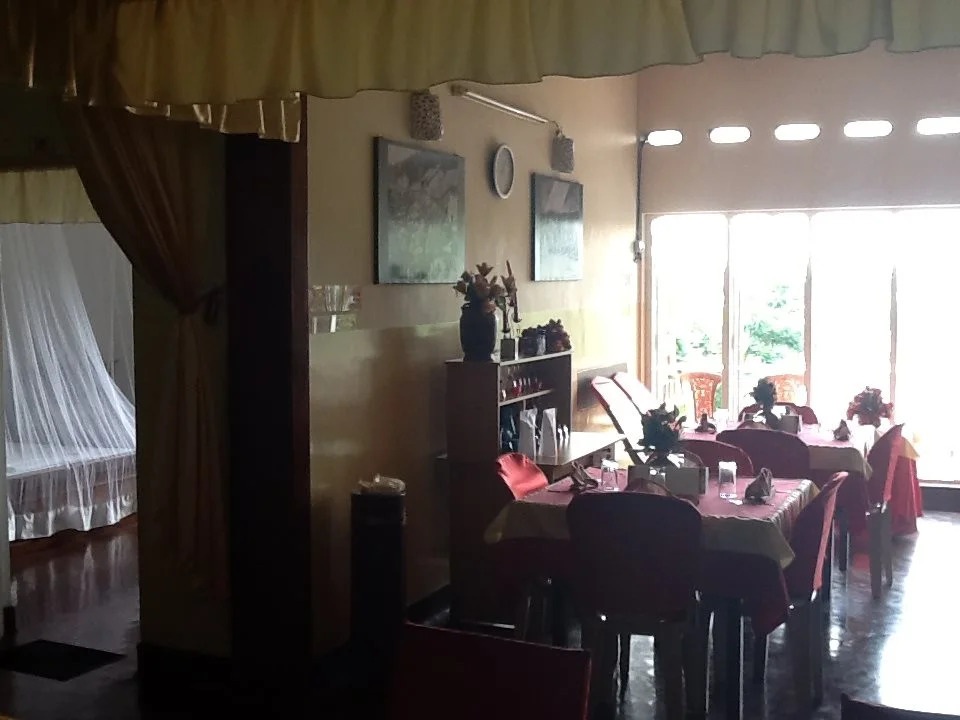 Hotel Amaara Lake