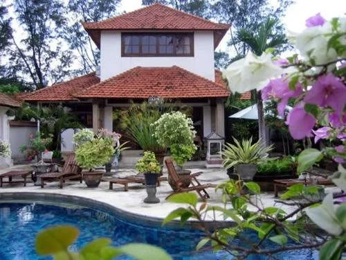 Ombak Putih Bungalows