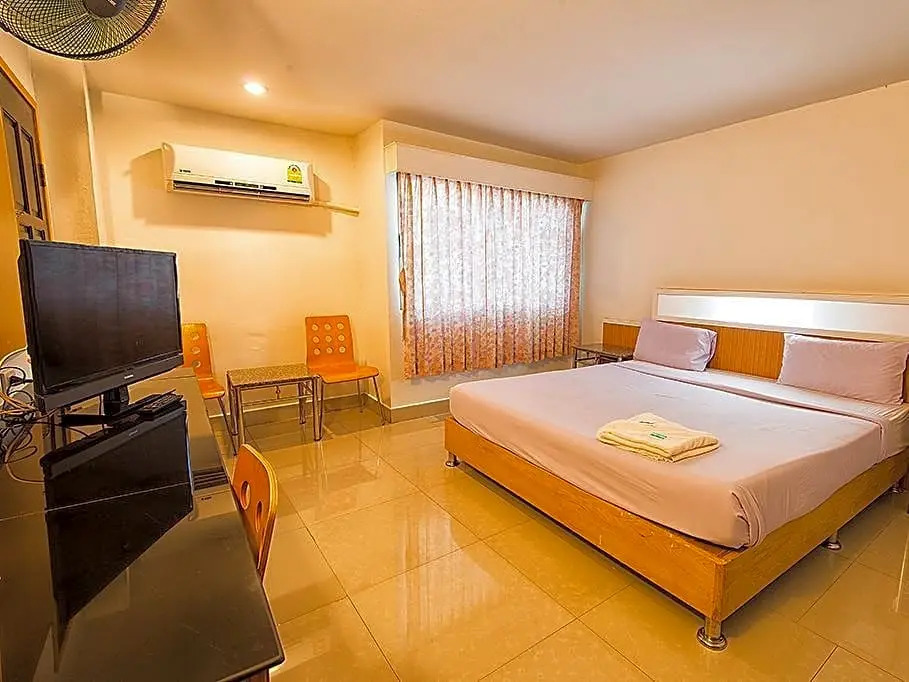Satit Hotel