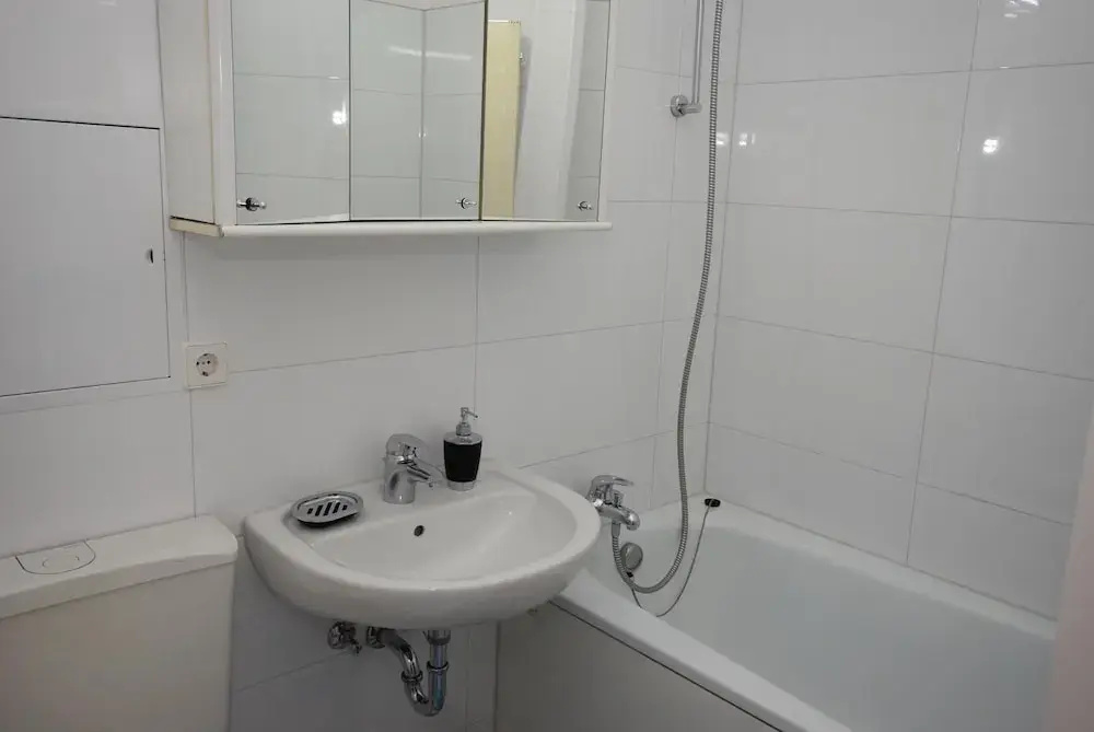 AB Apartment 119