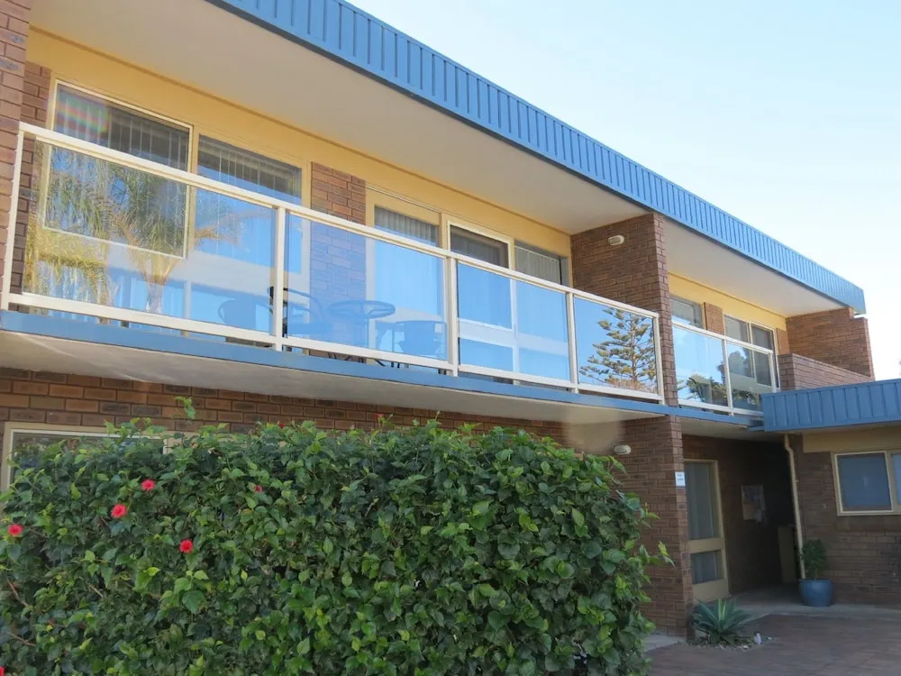 Chapman Court