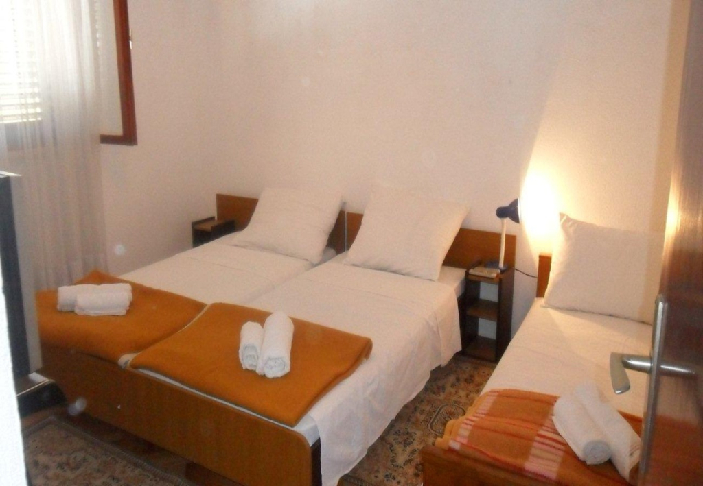 Apartment Ivope