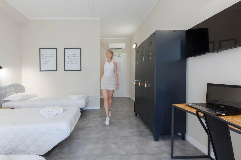 Piccolo Catalunya Hostel