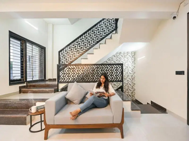FabHotel RR Premium