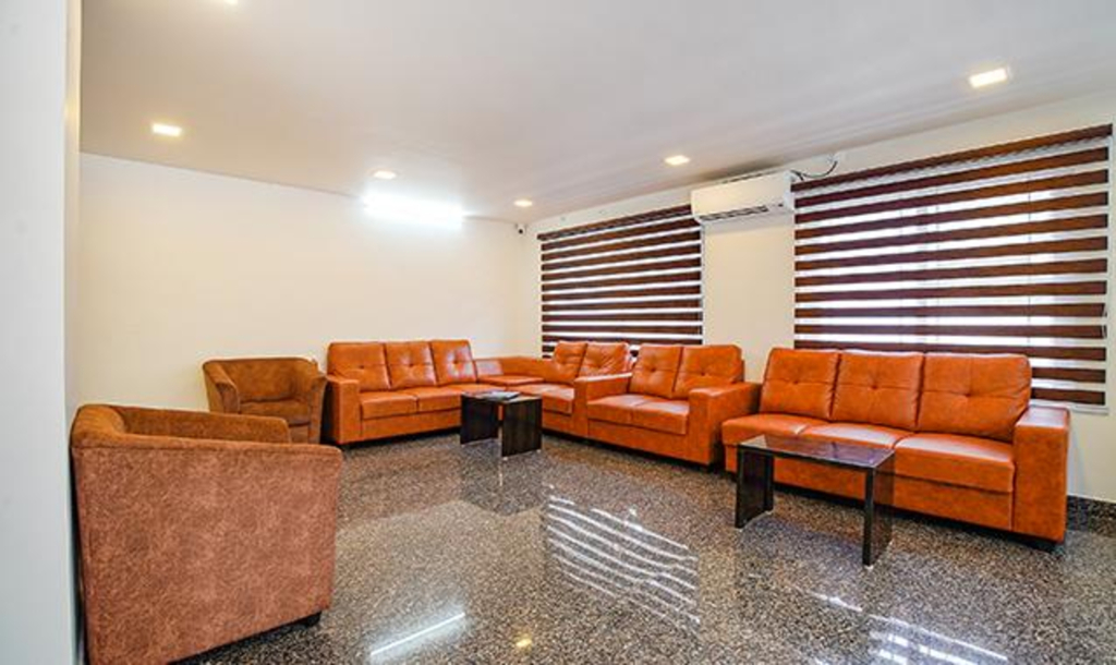FabHotel Greenwood Xpress Inn - Nr Manipal Hospital