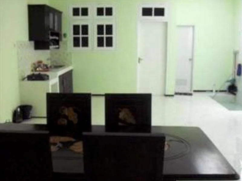 Villa Keluarga "Pondok Daun"