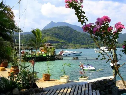 Chale na Ilha Paradisiaca