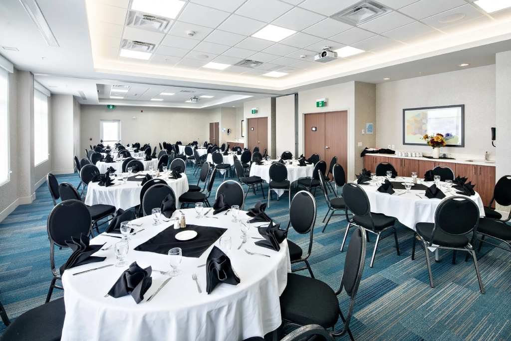 Holiday Inn Express - Red Deer North by IHG