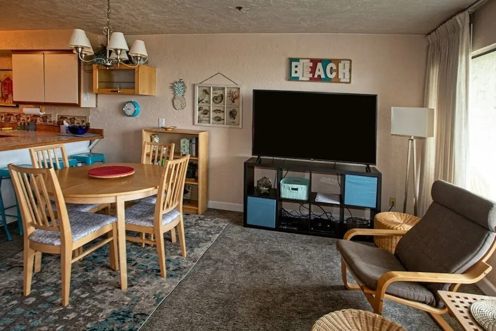 Seaside Beach Club 203 1 Br condo by RedAwning