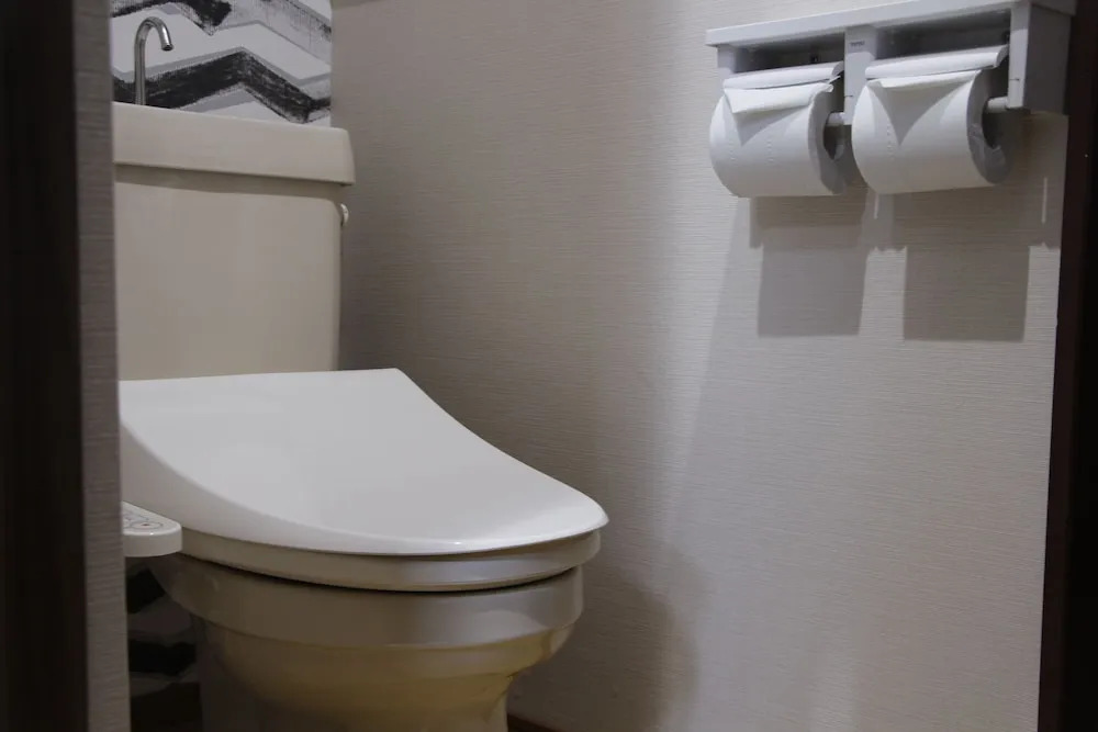 Ko's Apartment, Tatsumi West Station