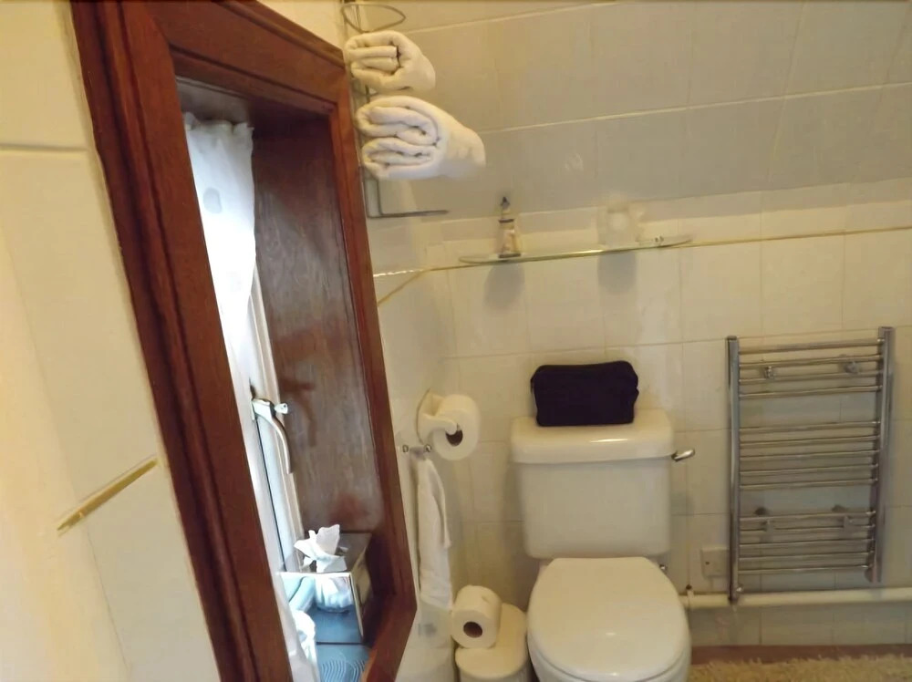 Pitreavie Guest House
