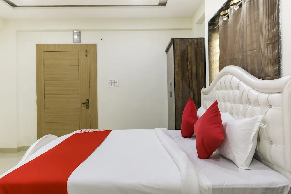 Oyo 41187 Hotel Jainam Regency