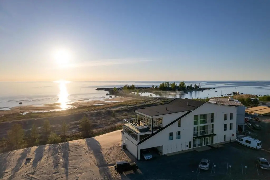 Marina Resort A8