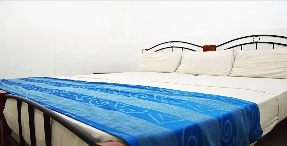 Charlton Kandy City Rest