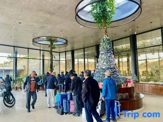 Vigolando Van Ho Resort