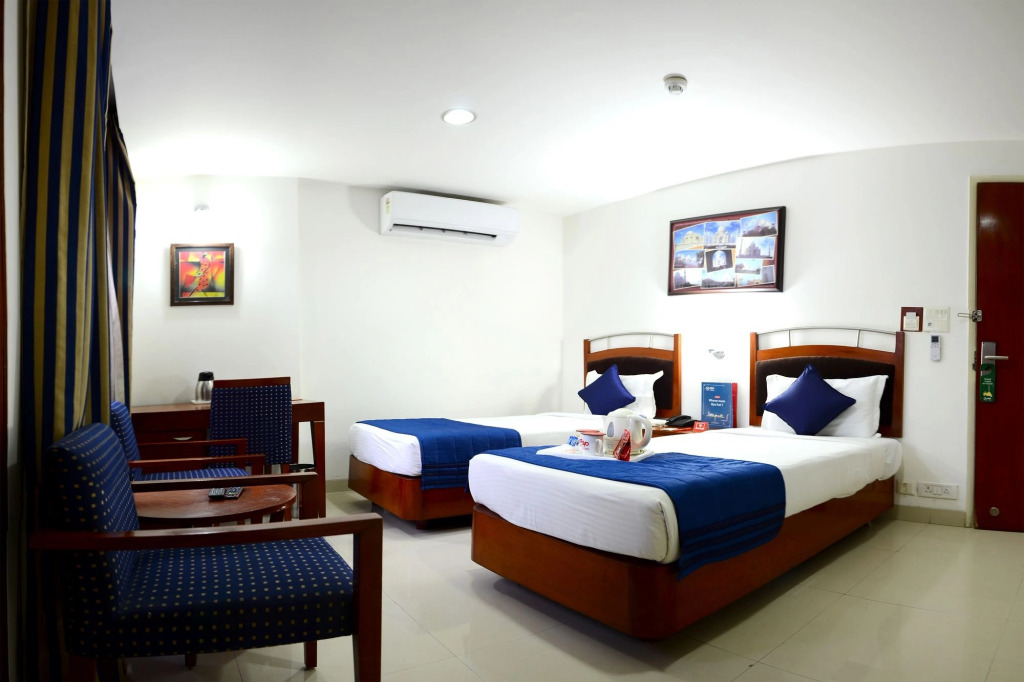 OYO 1801 Hotel Divine Inn