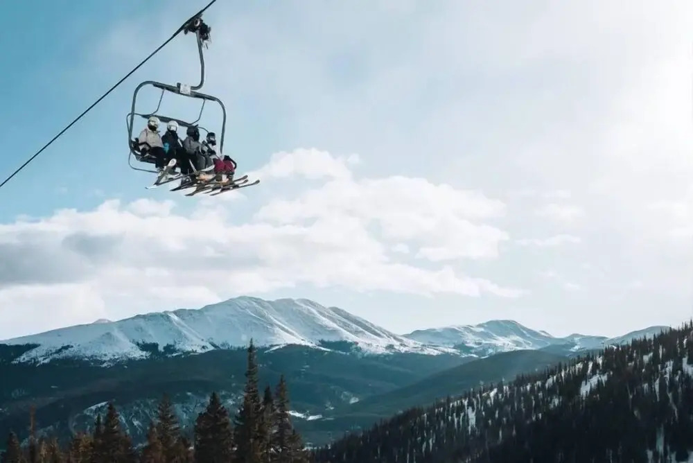 Premier 2 Bedroom Townhome Across From Snowflake Lift - Walk to Lifts
