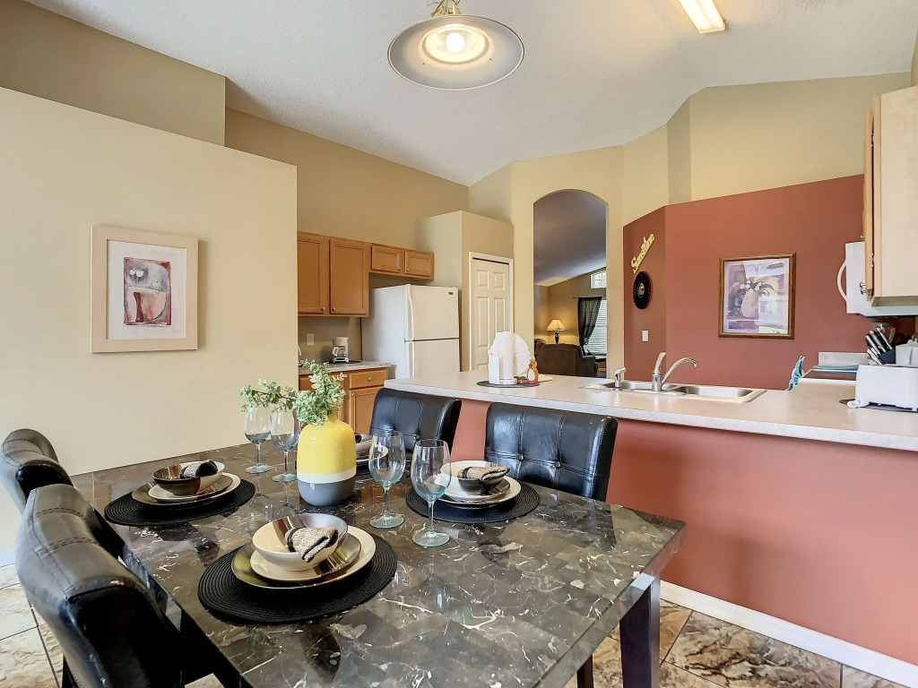 Emerald Island Resort 4 bed 3 Bath With Pool spa