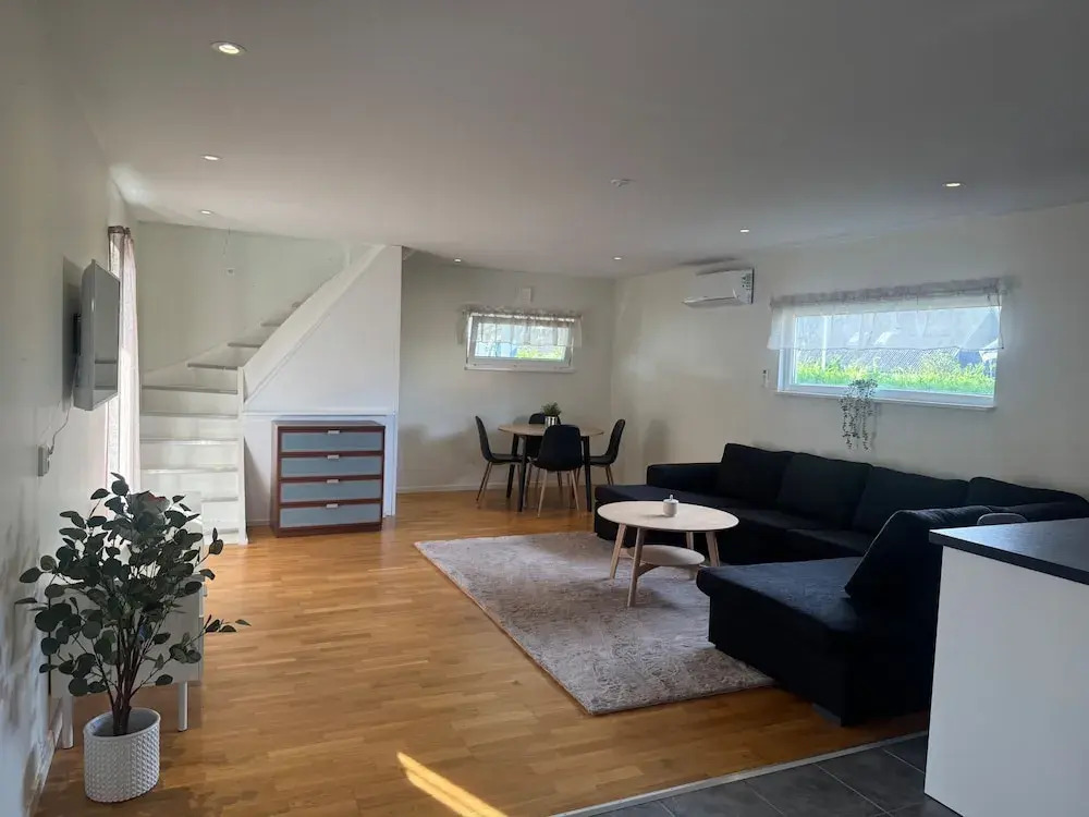Modern 1-bedroom Apartment for 6 Near Kristianstad