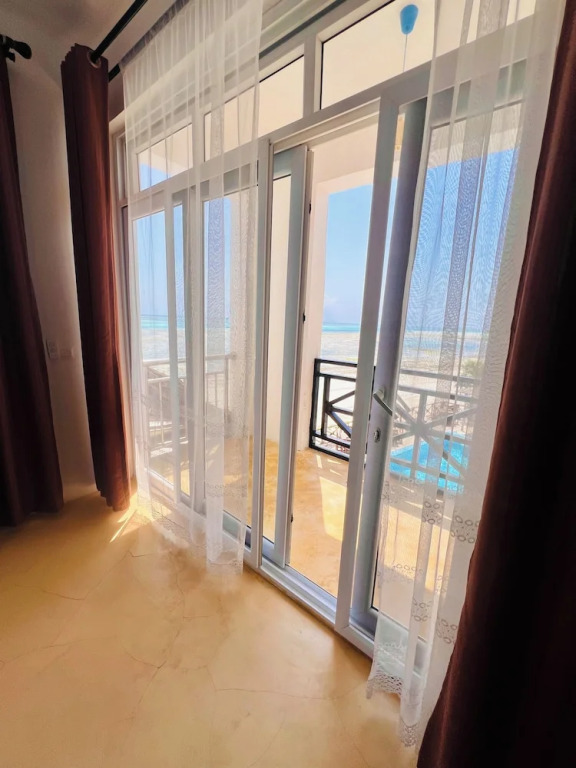 Mia Boutique Hotel & Restaurant