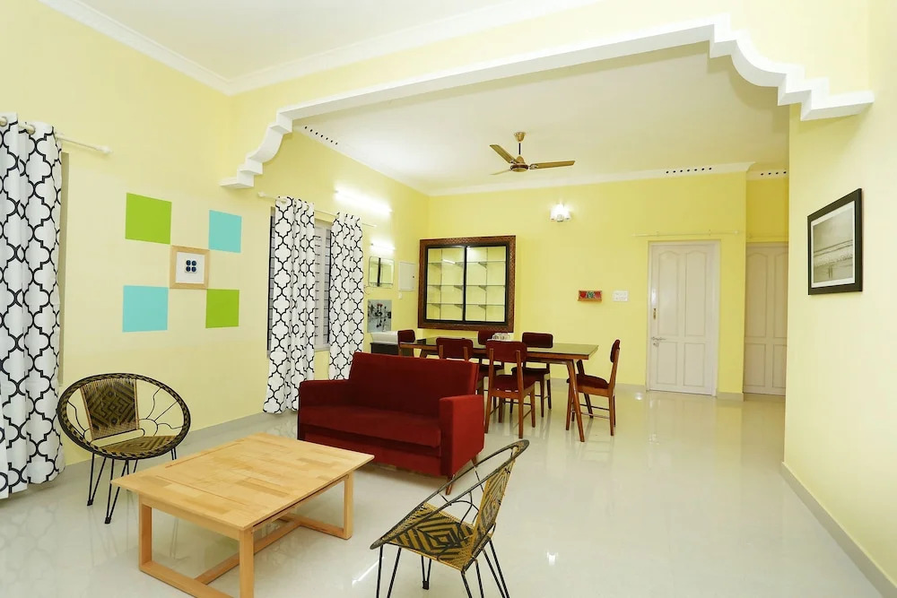 OYO Home 28030 Lively Stay