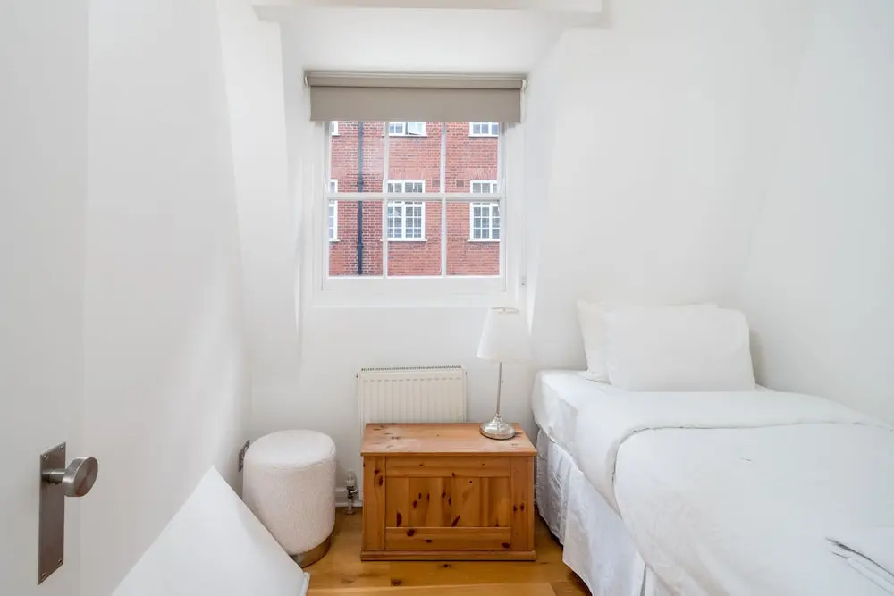 JOIVY Charming House in Kensington