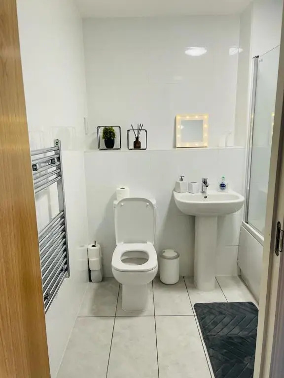#0503 Lovely one bedroom apartment with free parking