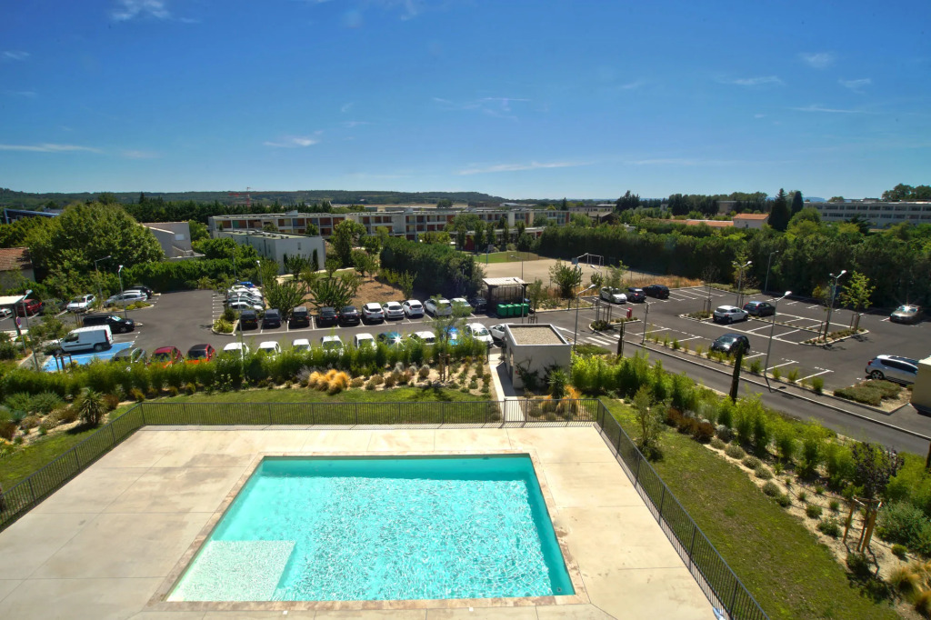 KOSY AppartHôtels - Campus Del Sol Esplanade