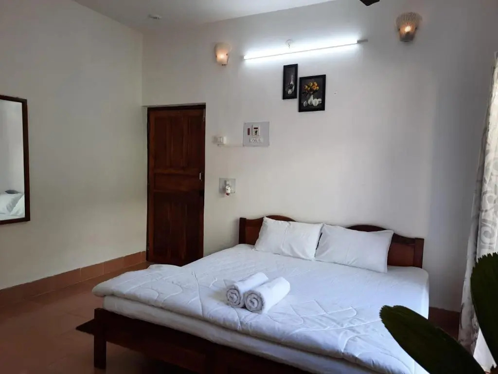 Royale Resort Suits, Calangute