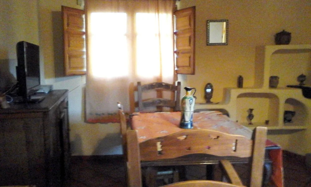 Villa With 4 Bedrooms in Órgiva, With Wonderful Mountain View, Private