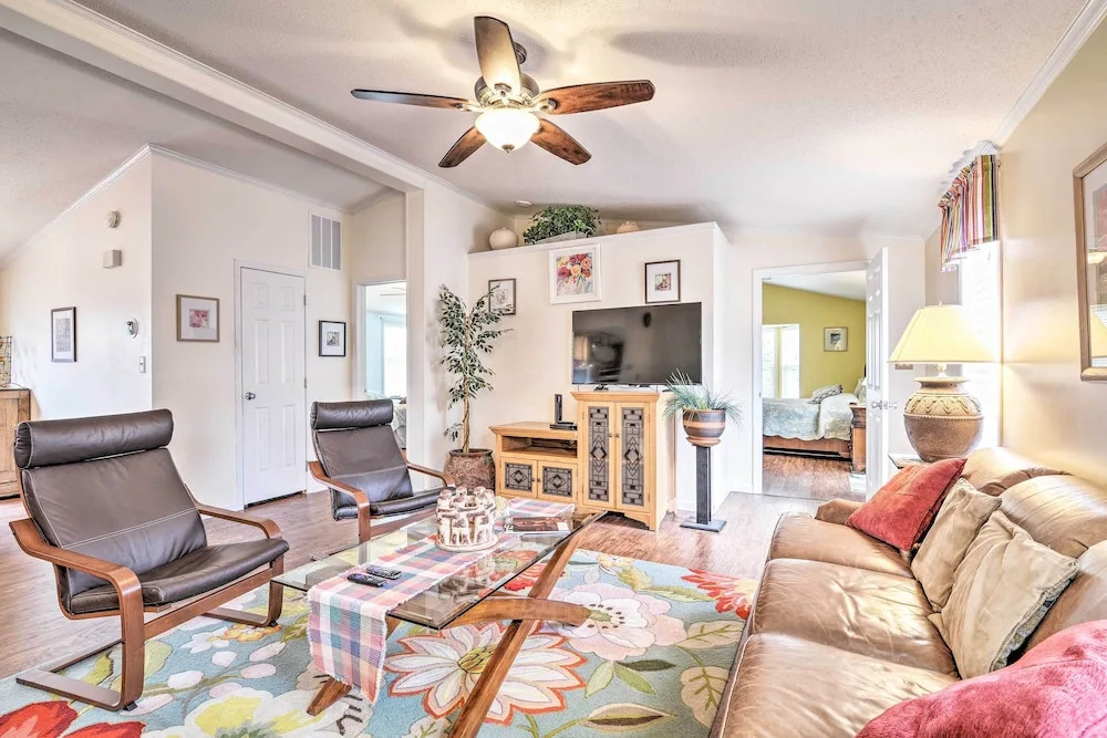 Surfside Beach Home w/ Resort Perks: Walk to Beach
