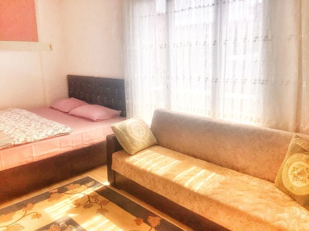 ST Apartment