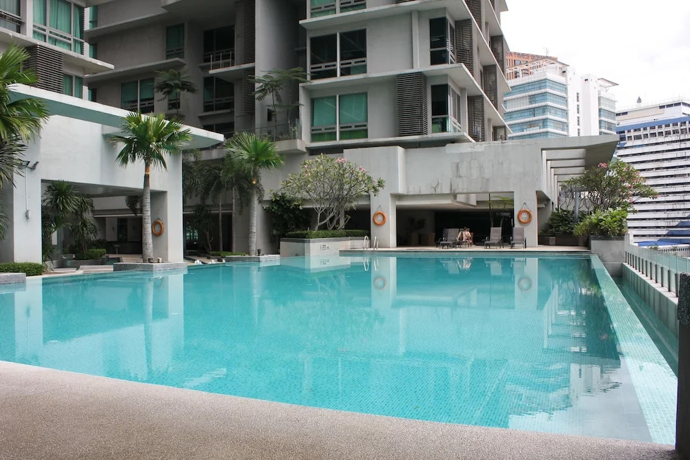 The Robertson Bukit Bintang Kuala Lumpur by Cloud Host