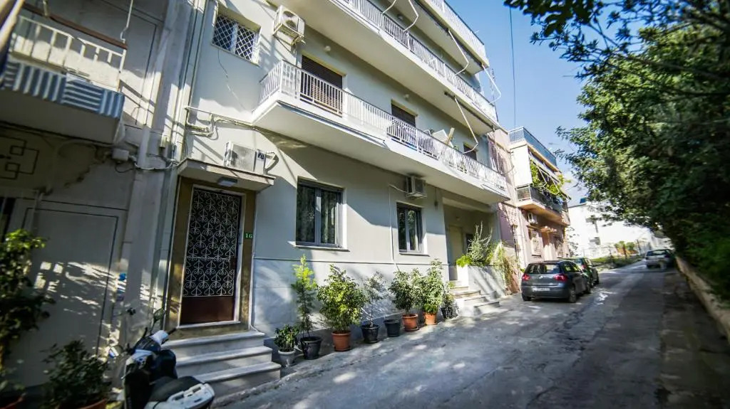 D16 Athens Apartment - 5' mins to Petralona Metro