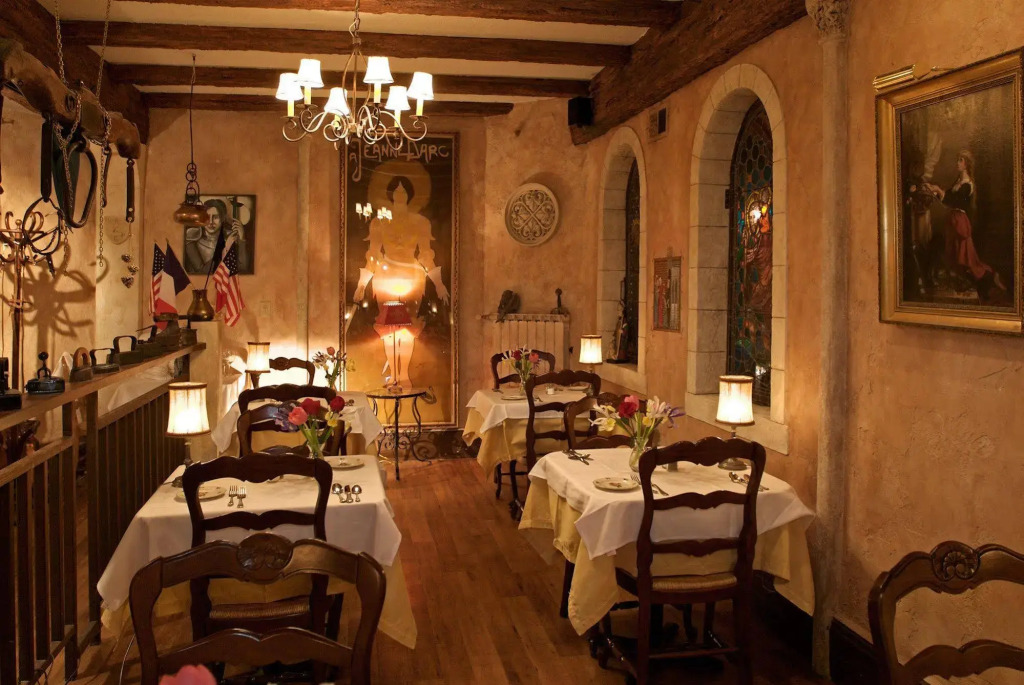 Cornell Hotel