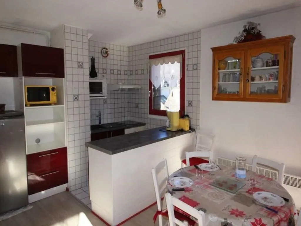 Appartement Bagnères-de-Luchon, 3 pièces, 6 personnes - FR-1-313-125