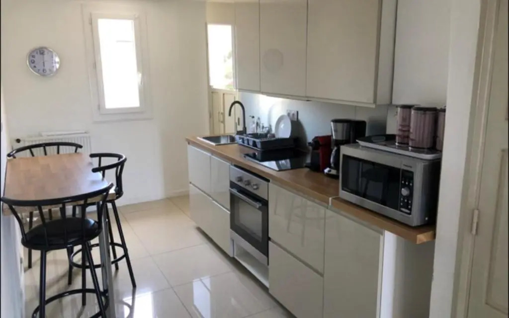 "La Vague" Appartement cosy avec balcon pour 5 personnes à Marseille