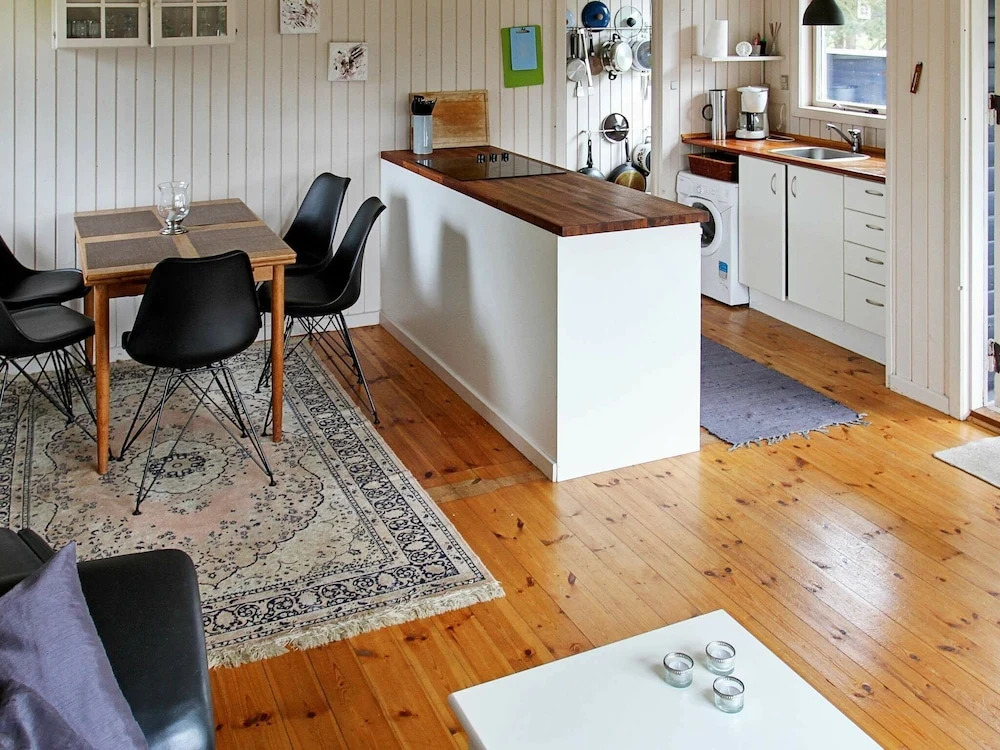 Tranquil Holiday Home in Rødby Near Sea