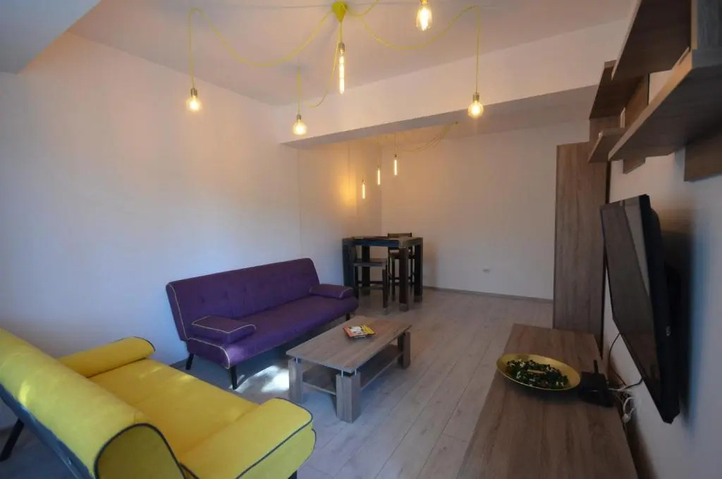 Rya Home 1