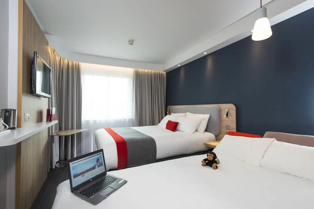 Holiday Inn Express Bath by IHG