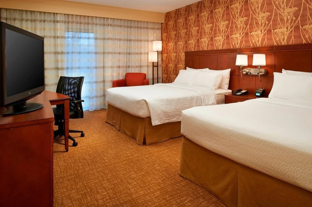 Courtyard by Marriott Chicago Lincolnshire